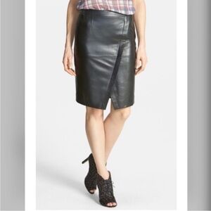 Halogen Size 4 Petite Black Leather Pencil Skirt